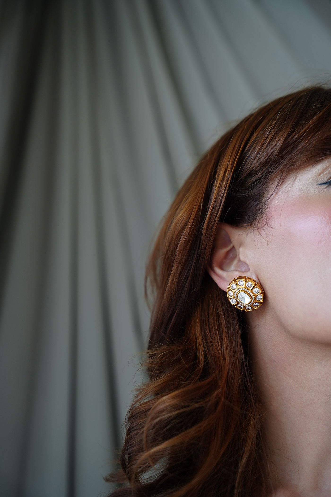 Kaavya Studs