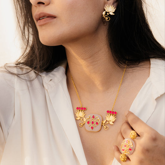 Pink Meenakari set