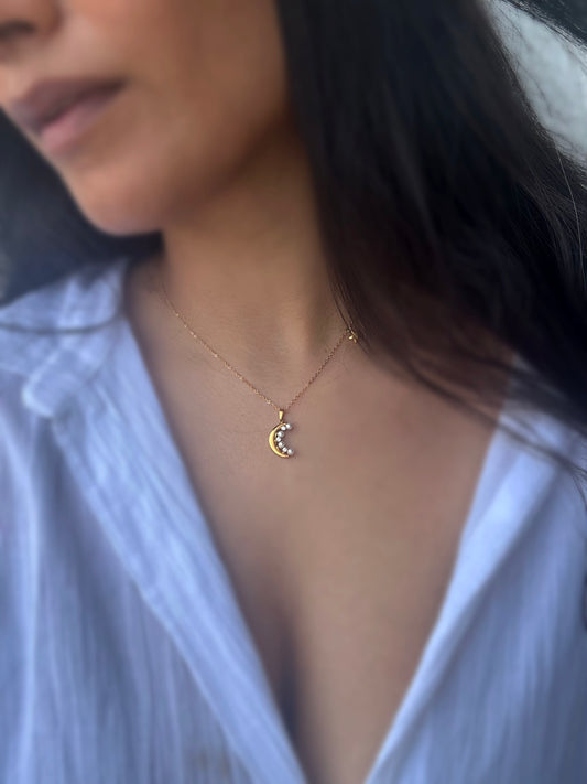 Moon Pearl Chain