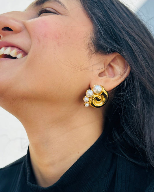 Conch Pearl Studs