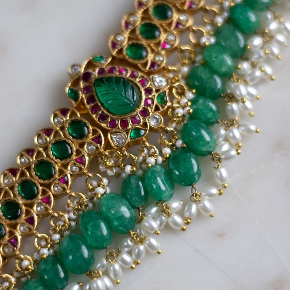 Neray Choker