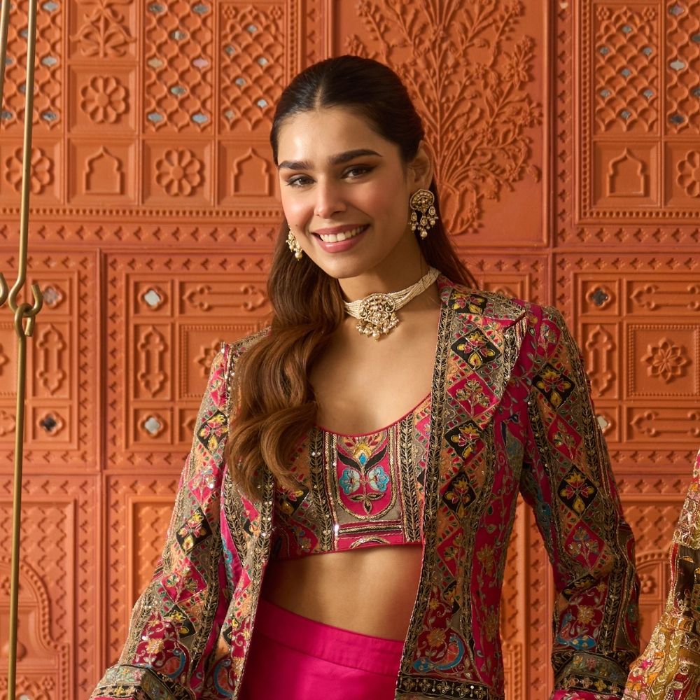 Anam Choker set