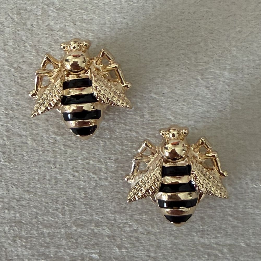 Queen B Mini Button Covers
