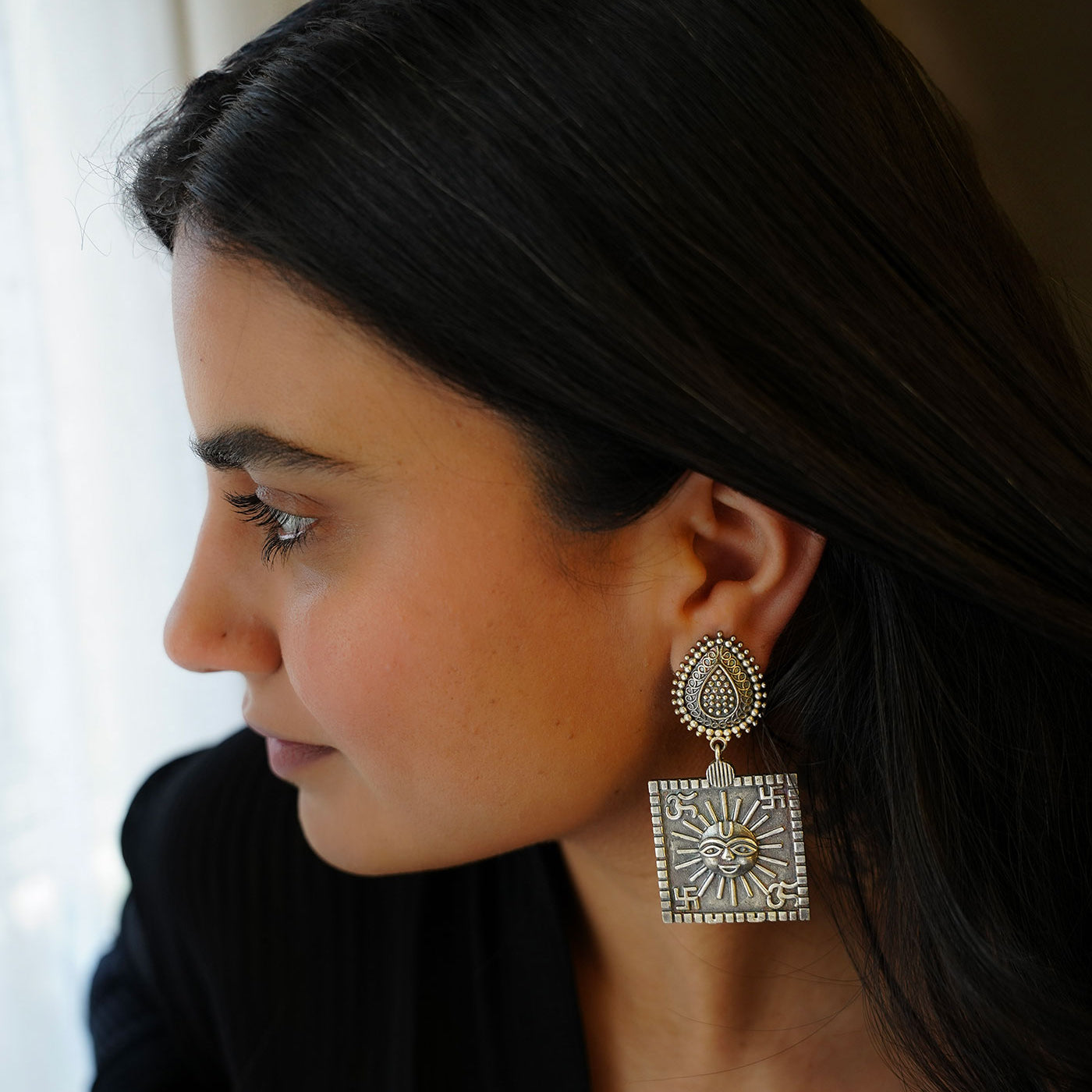 Soor Earrings