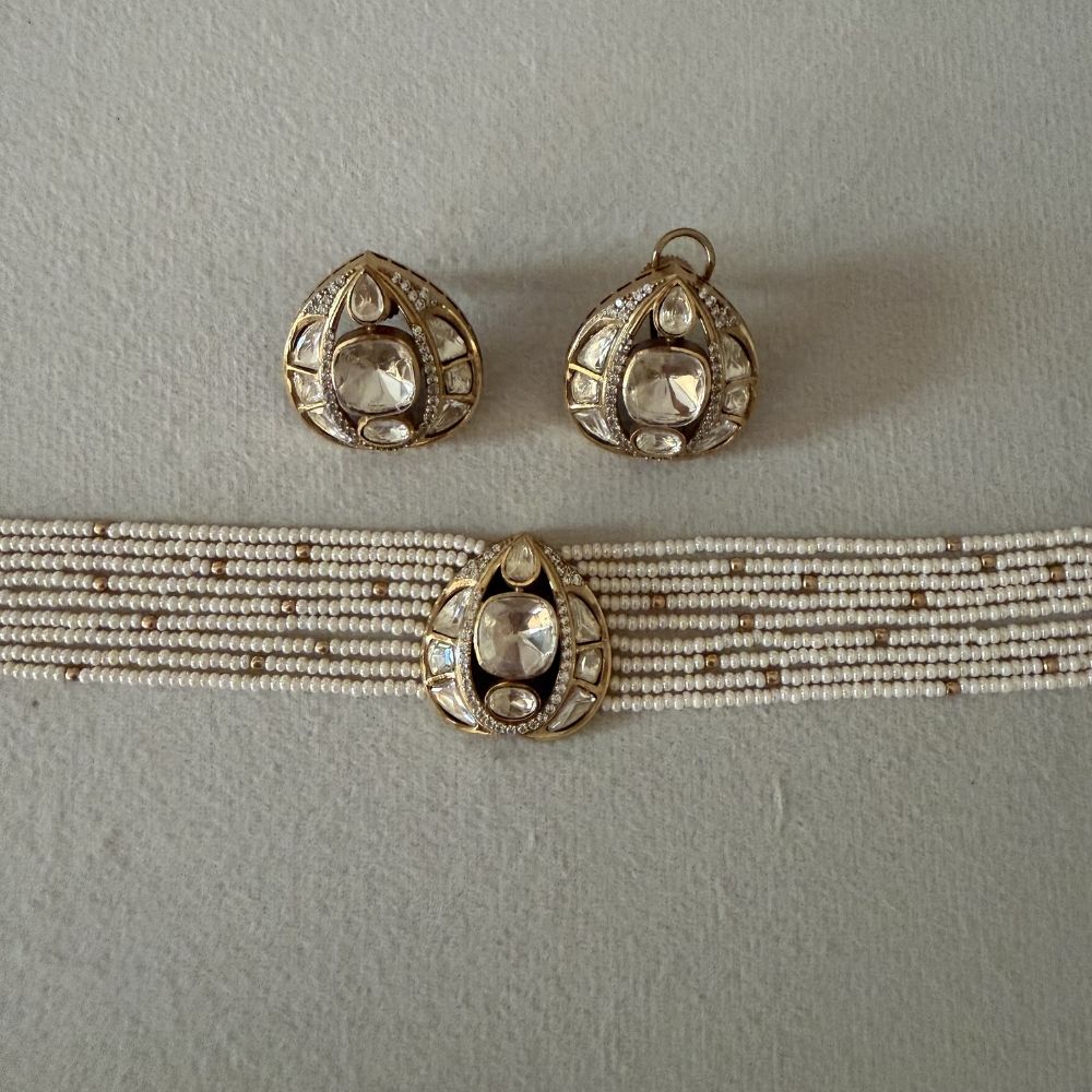 Yashasvika Pearl & Polki Choker set