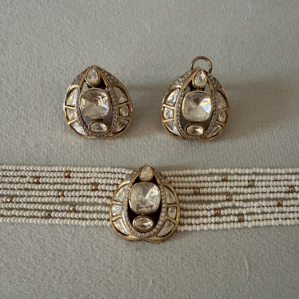 Yashasvika Pearl & Polki Choker set