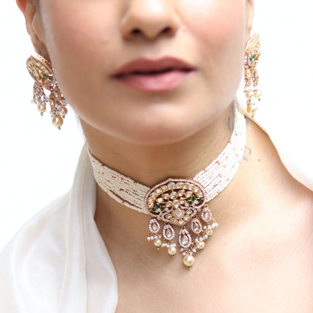 Anam Choker set