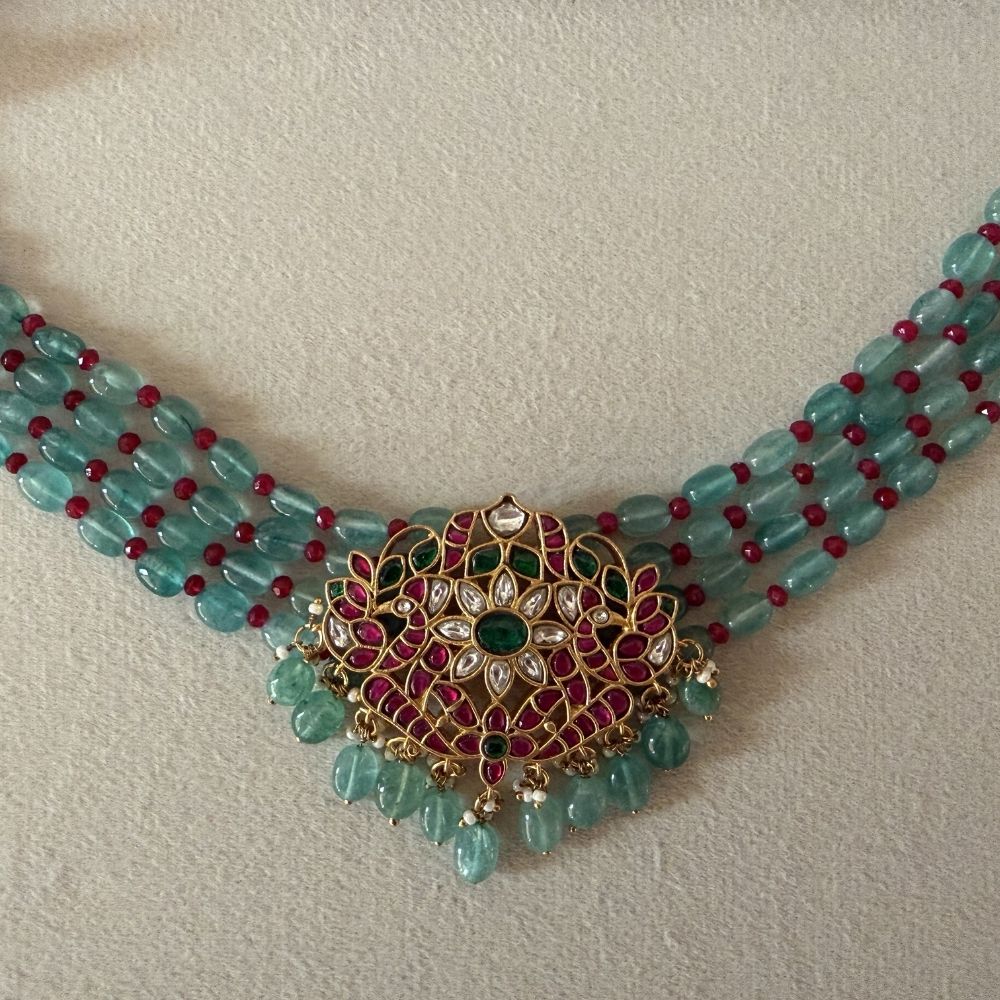 Aparna Necklace