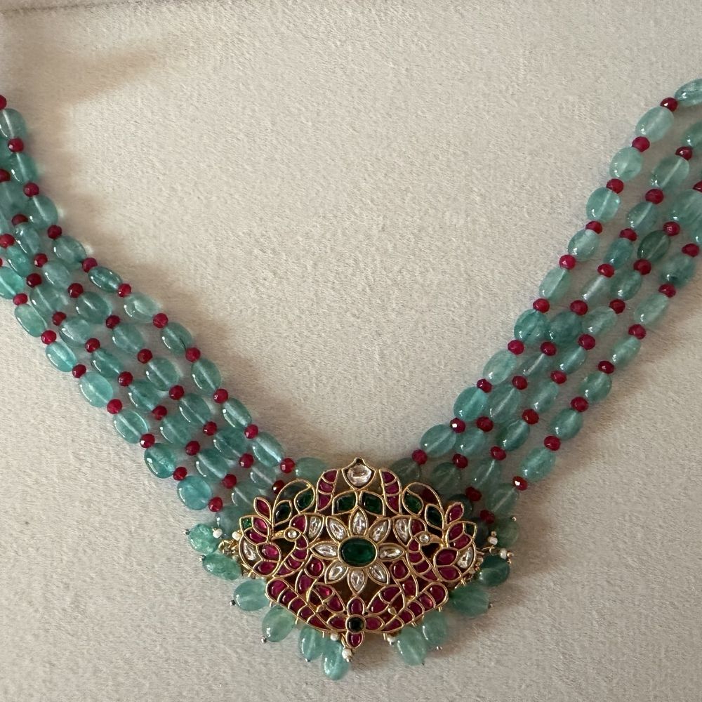 Aparna Necklace