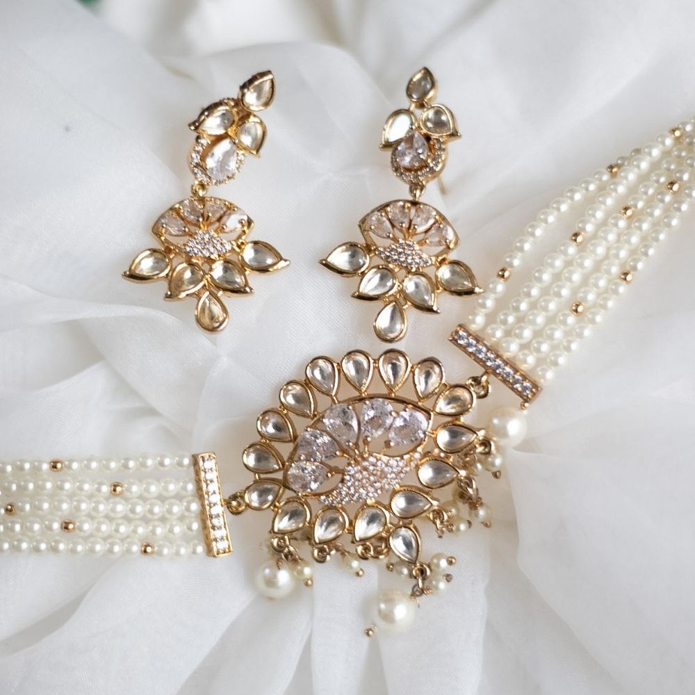 Astha Pearl Choker set