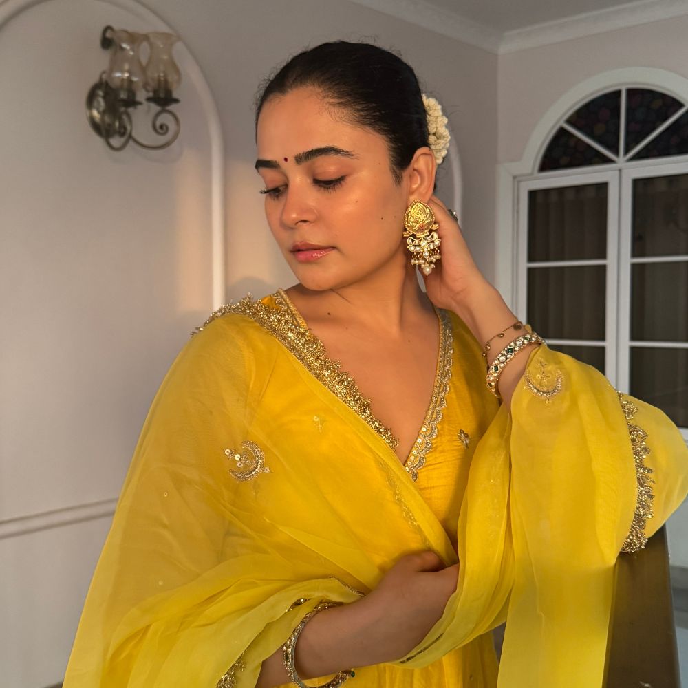 Prachi Hadaa In Our Nandi Poki Danglers