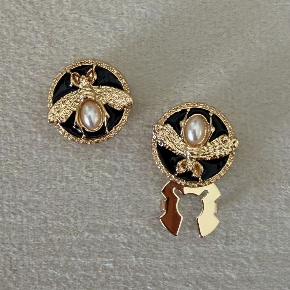 Beelina Mini Button Covers