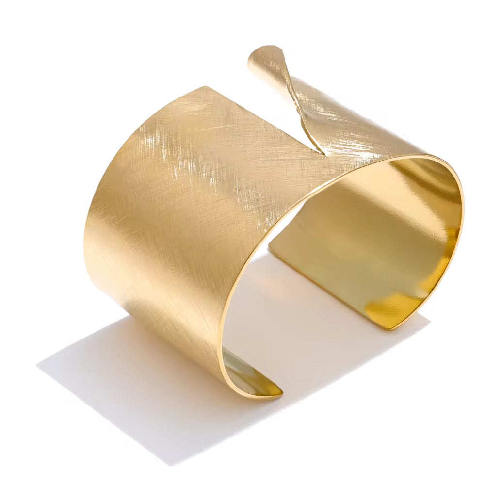 Eden Torned Cuff