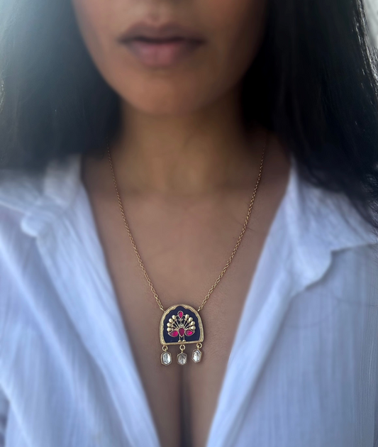 Mor MeenaKari Neck String