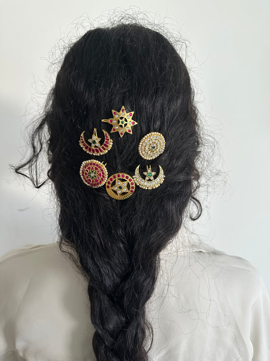 Gulnaar Chaand & Phool Hair pin