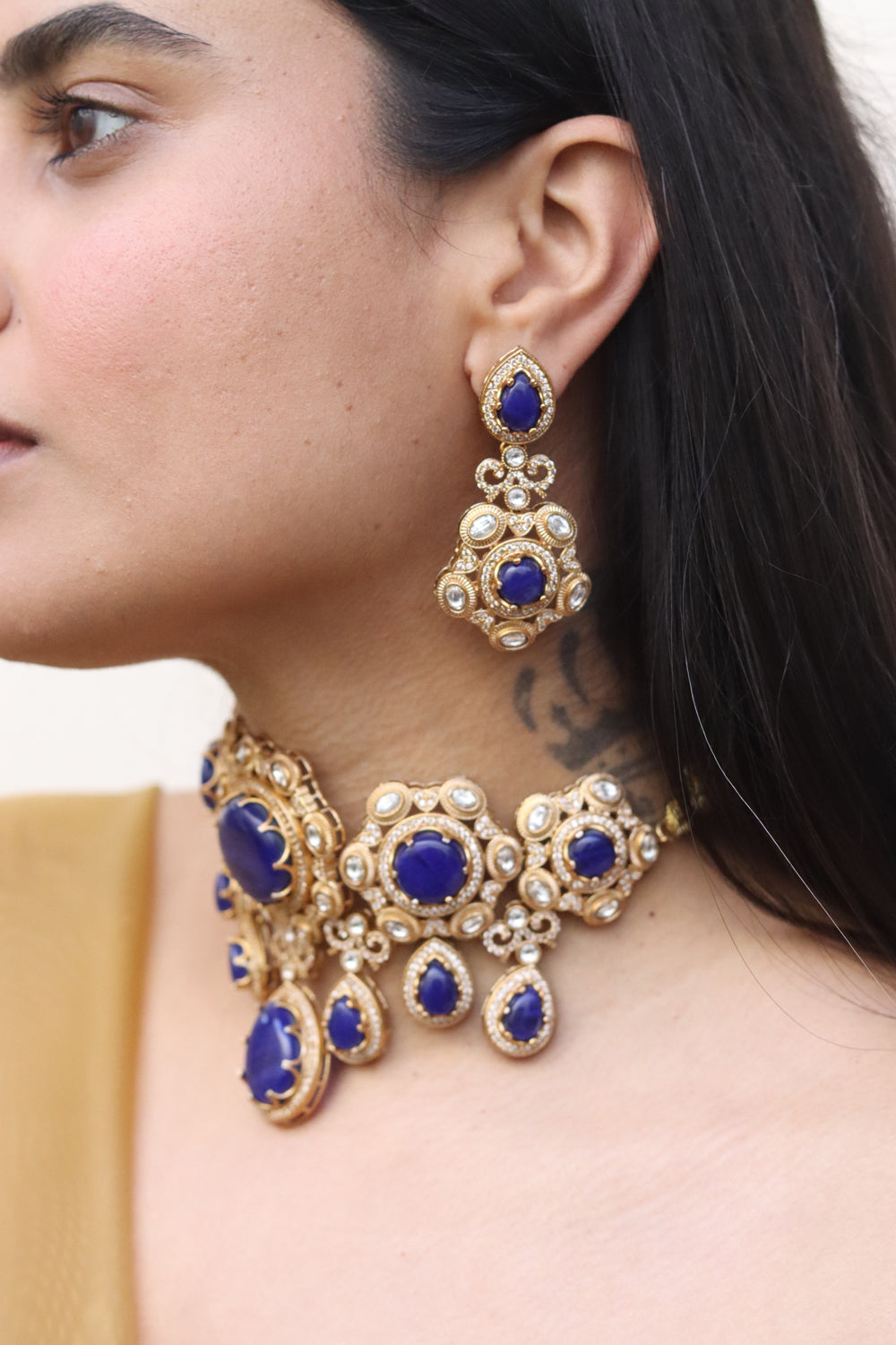 Padma Royal Blue Choker