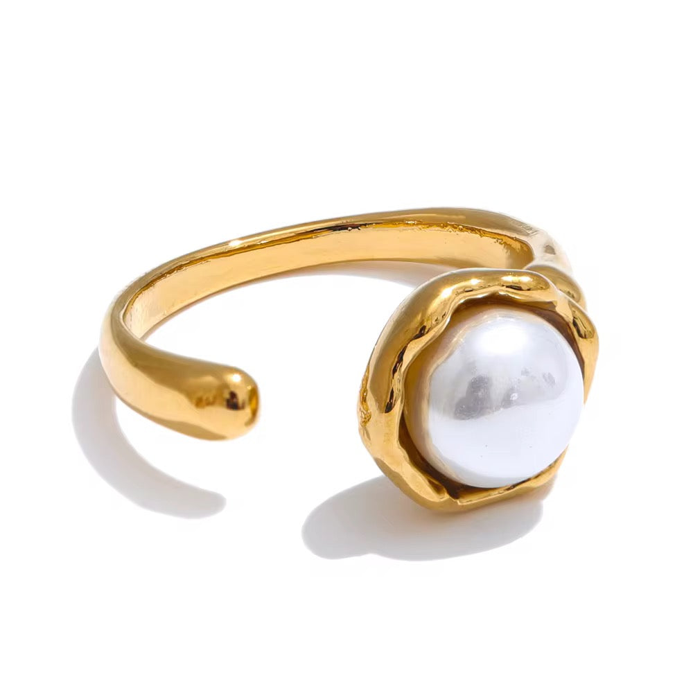 Pearl Eye Ring