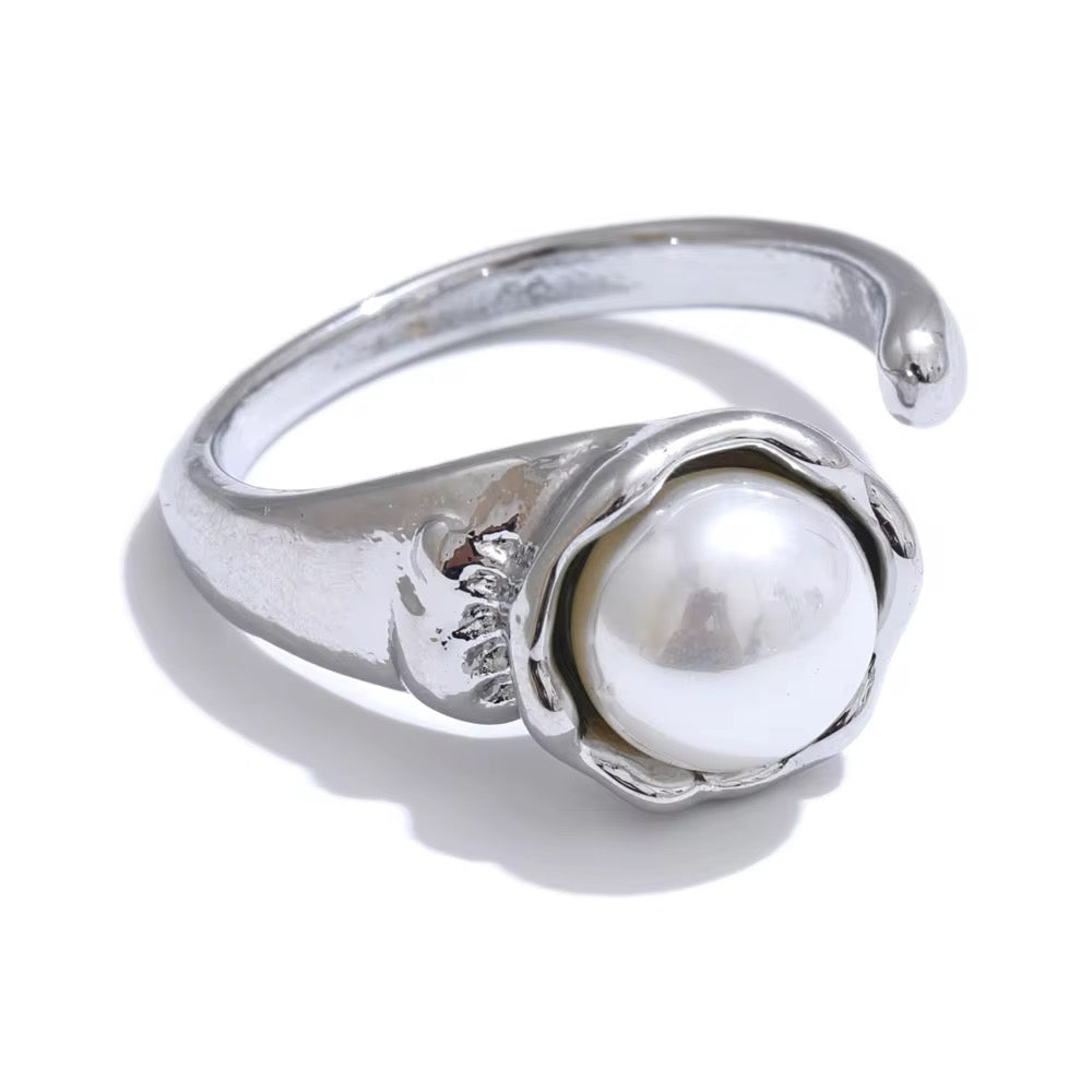 Pearl Eye Ring