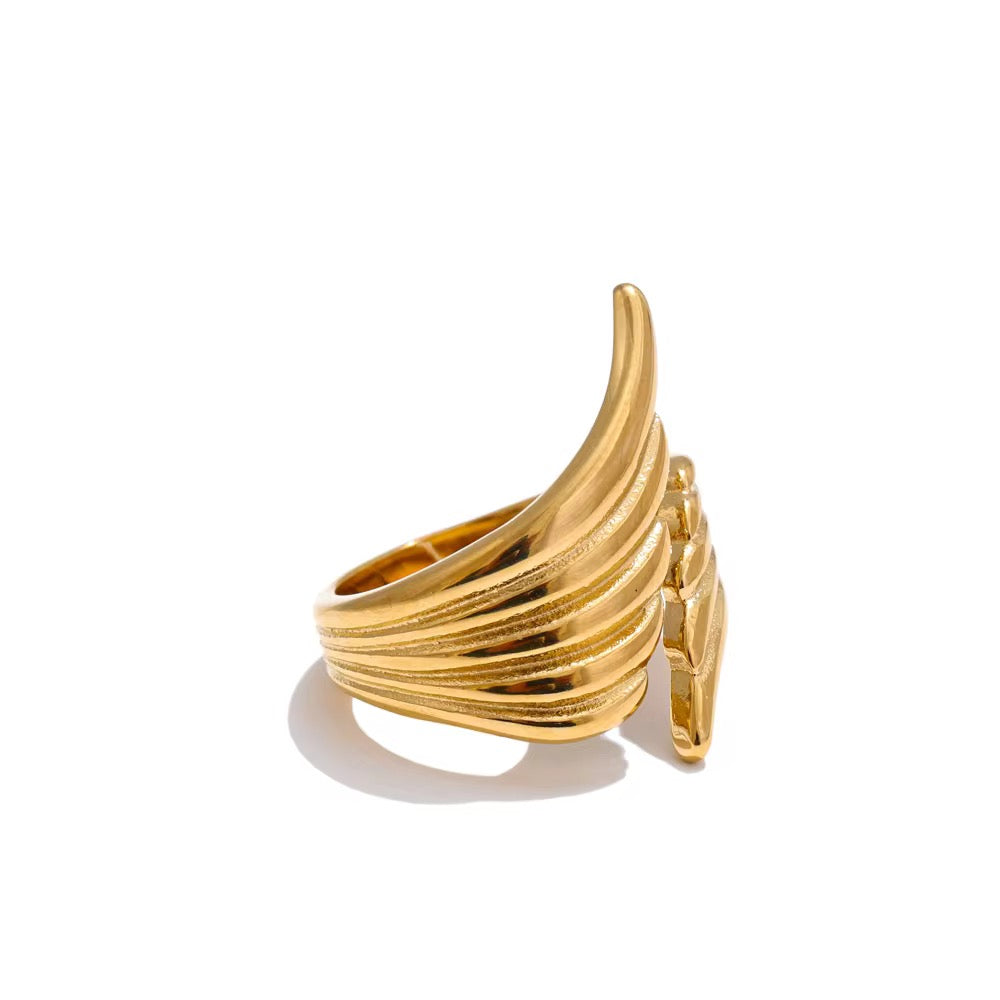 Textured Wing Ring